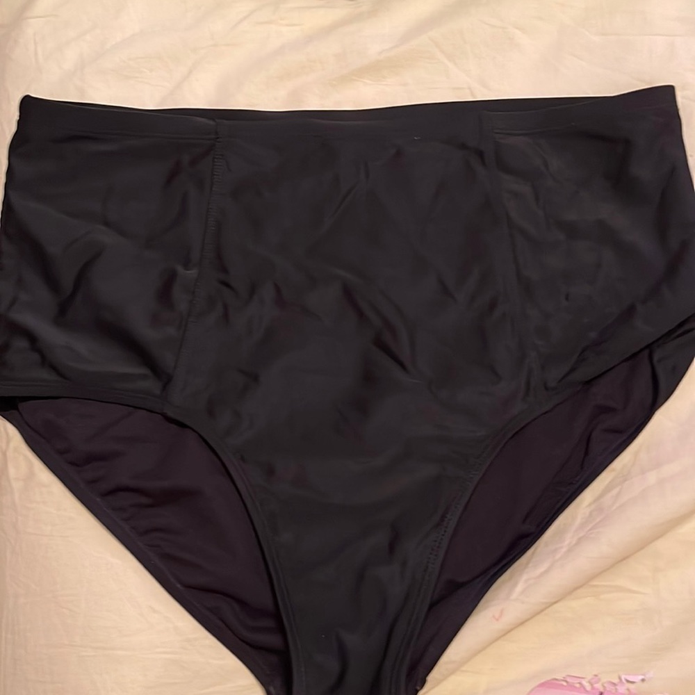 Old Navy high waisted bathing suit 16 in from waist to crotch. Look great